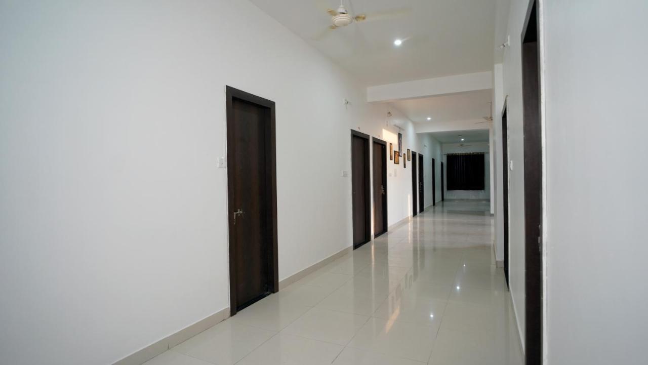 אודייפור Hotel Badam Palace מראה חיצוני תמונה