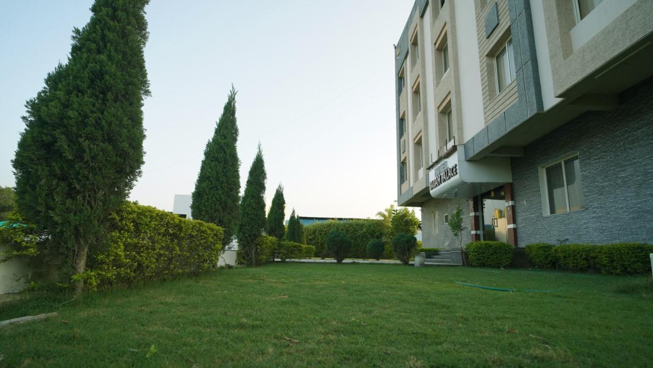 אודייפור Hotel Badam Palace מראה חיצוני תמונה