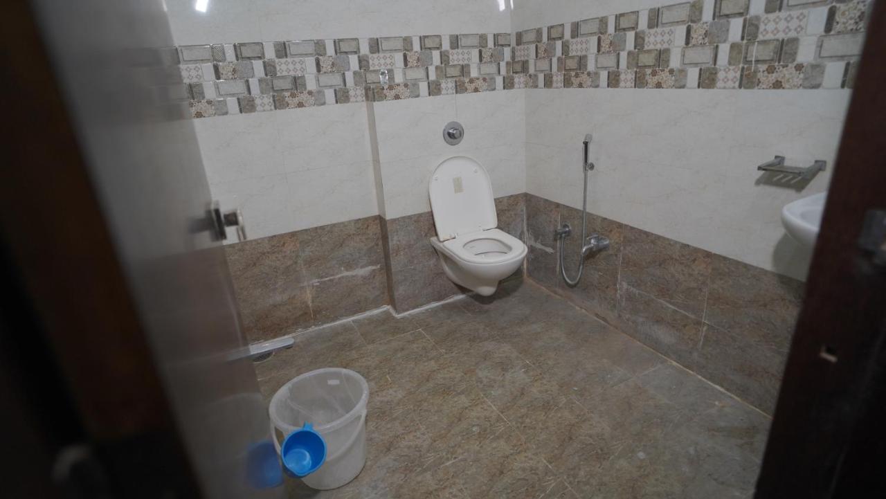 אודייפור Hotel Badam Palace מראה חיצוני תמונה